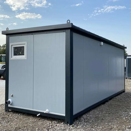 Büroinhalt 6,00 x 2,40m