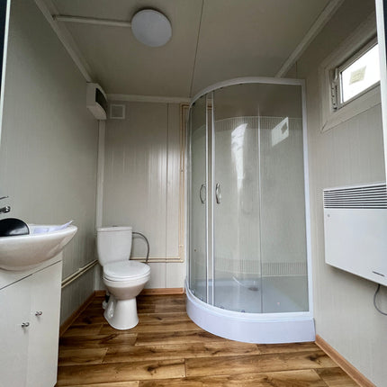 Sanitärbehälter 2,00 x 2,00 Toilette, Waschbecken mit Dusche
