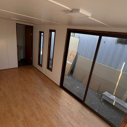 Bürocontainer 6x2,42 m - 15 m²